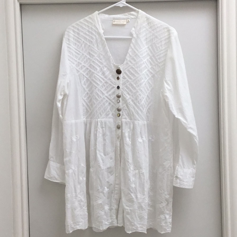 Gorgeous white tunic